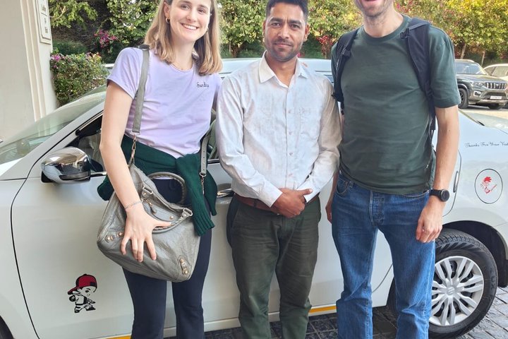 Dagstur till Kumbhalgarh & Ranakpur från Udaipur med guide och lunch