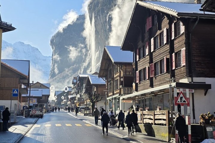 Vanuit Interlaken: Privétochten naar Grindelwald en Lauterbrunnen