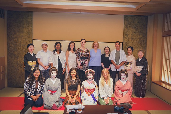 Tokyo : 3 - Geisha Show med Shamisen, Game & Matcha i Asakusa
