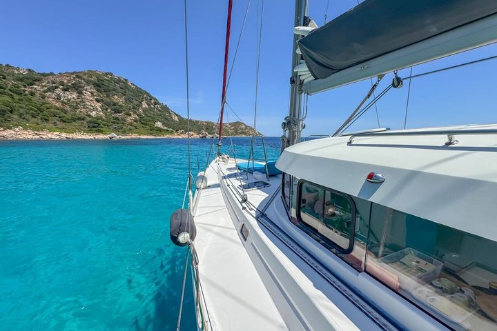 16-meters monomaran-tur med ombordstigning fra Maddalena og Palau
