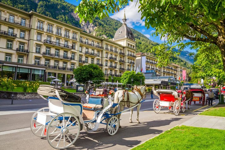 Trip from Montreux to Interlaken, Lauterbrunnen and Grindelwald
