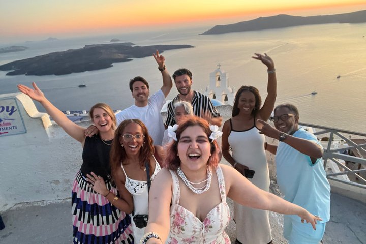 Santorini Highlights Tour per piccoli gruppi con opzione di degustazione di vini