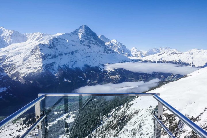 Trip from Montreux to Interlaken, Lauterbrunnen and Grindelwald
