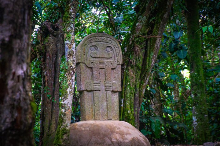 Desierto De La Tatacoa y San Agustín 4 Días 3 Noches