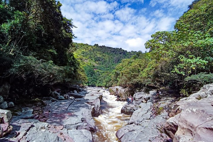 Desierto De La Tatacoa y San Agustín 4 Días 3 Noches