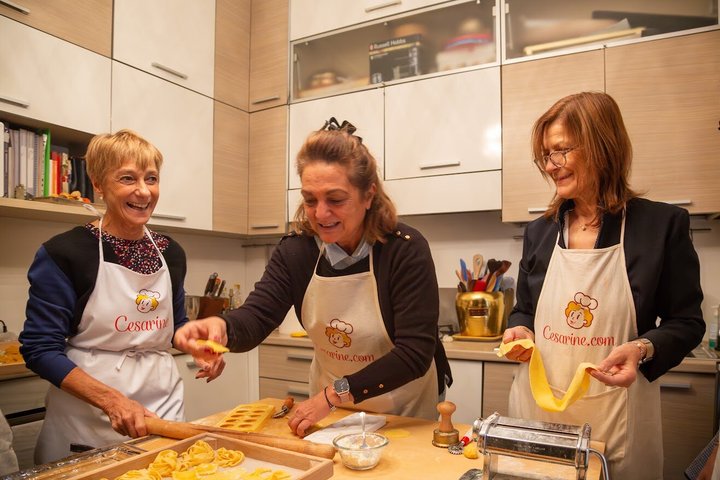 Stresa : Lezione privata di cucina a casa del locale di Cesarine