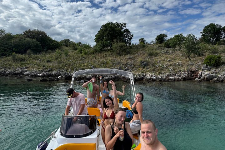 Ksamil Boat Tour privat erfarenhet med simning och snorkling