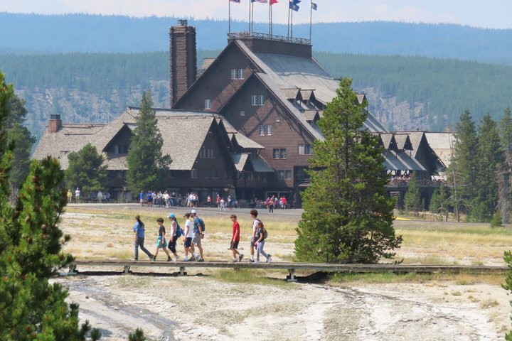 Lower Loop Van Tour från West Yellowstone: Grand Prismatic och Old Faithful