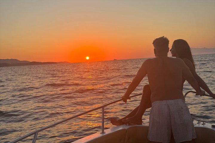 Ksamil Boat Tour privat erfarenhet med simning och snorkling