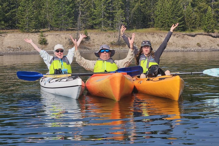4 - Hora de Kayak no Lago Yellowstone com almoço