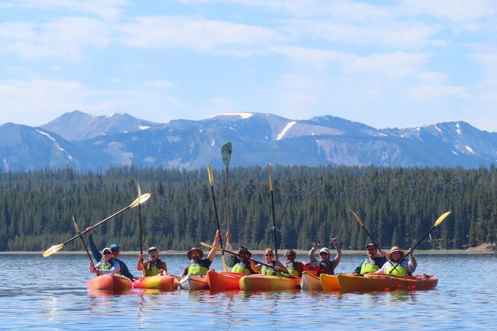 4 - Hora de Kayak no Lago Yellowstone com almoço
