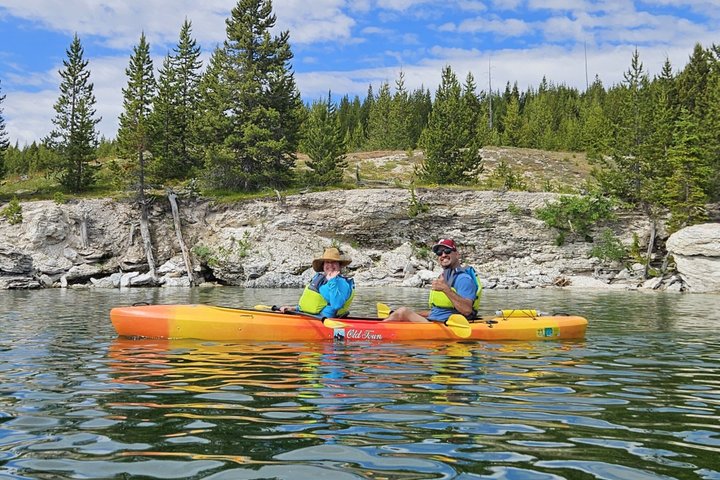 4 - Hora de Kayak no Lago Yellowstone com almoço