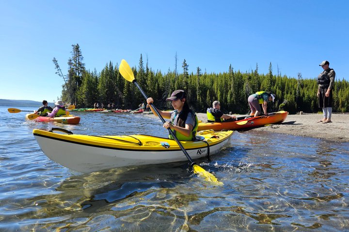 4 - Hora de Kayak no Lago Yellowstone com almoço