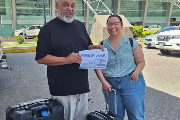 Privat transport i Nicaragua flygplats till någon annan destination