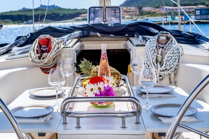 Excursão de barco pelo arquipélago de La Maddalena saindo de Cannigione