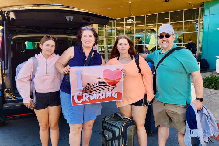 Port Canaveral til Kennedy Space Center Tour deretter til MCO Airport