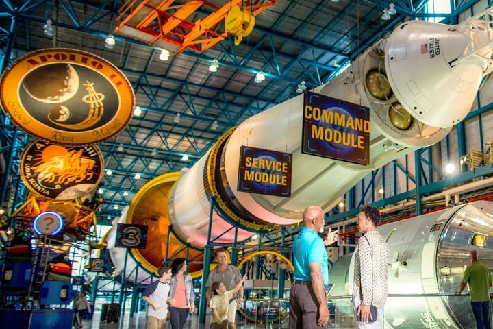 Port Canaveral til Kennedy Space Center Tour deretter til MCO Airport