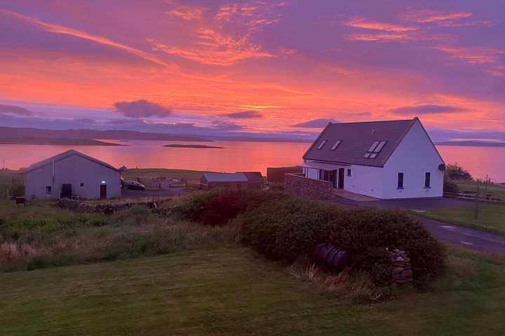 Esplora l'isola delle Shetland con un tour privato con una Guida locale