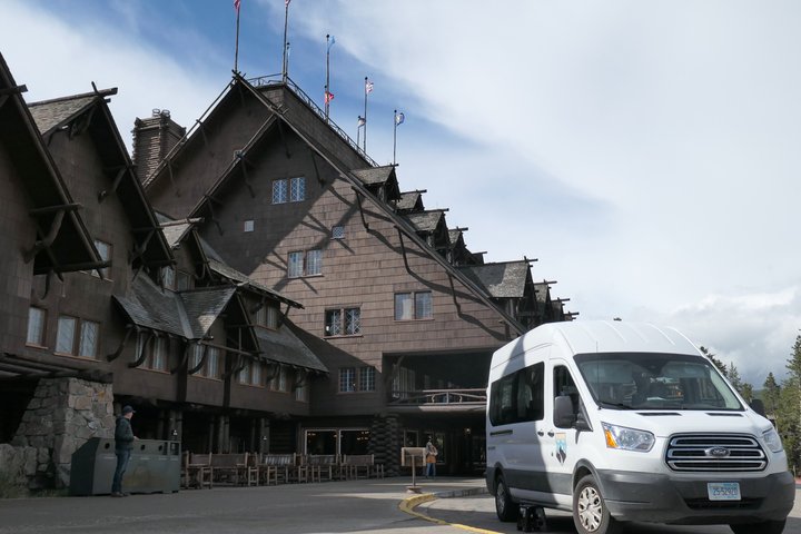 Lower Loop Van Tour från West Yellowstone: Grand Prismatic och Old Faithful