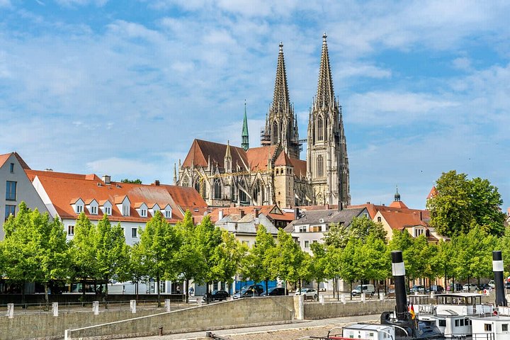 Hello Regensburg : Private 2 - Passeggiata introduttiva di 2 ore con Guida Locale