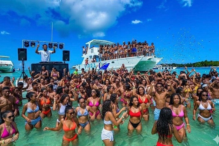 Hoteller i nærheden af Punta Cana VIp Booze Cruise Snorkeling Underholdning