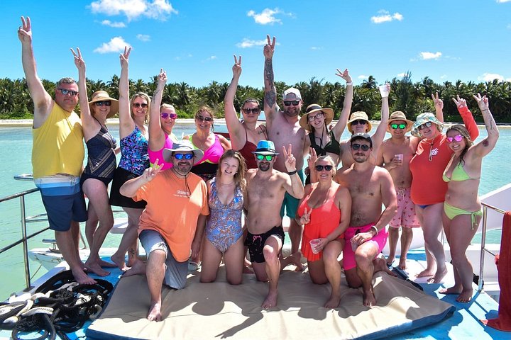 Hoteller i nærheden af Punta Cana VIp Booze Cruise Snorkeling Underholdning