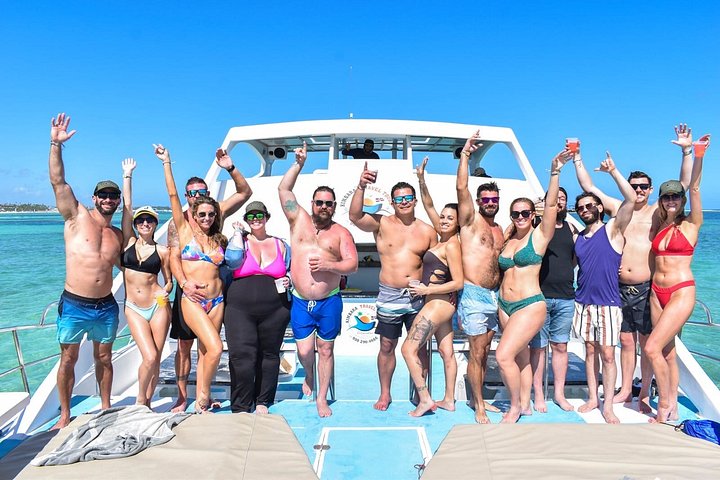 Hoteller i nærheden af Punta Cana VIp Booze Cruise Snorkeling Underholdning