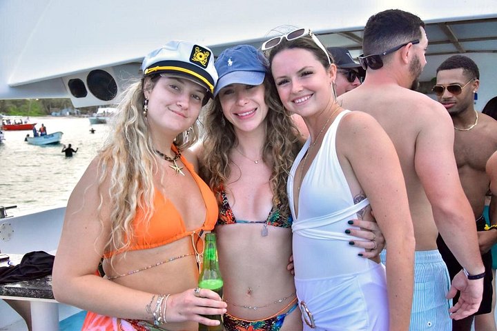 Hoteller i nærheden af Punta Cana VIp Booze Cruise Snorkeling Underholdning