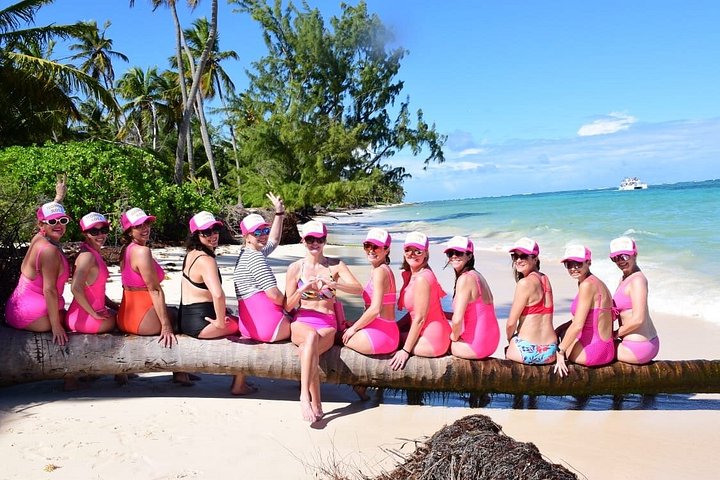 Hoteller i nærheden af Punta Cana VIp Booze Cruise Snorkeling Underholdning