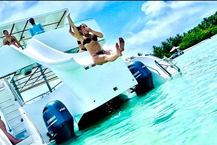 Hoteller i nærheden af Punta Cana VIp Booze Cruise Snorkeling Underholdning
