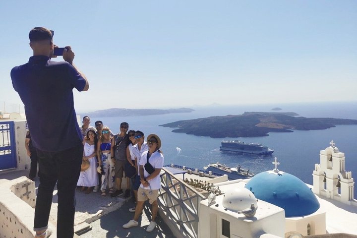 Santorini : Alquiler de Coche Privado y Conductor con Itinerario Flexible