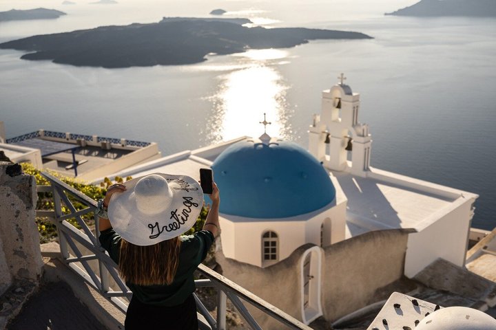 Santorini : Alquiler de Coche Privado y Conductor con Itinerario Flexible