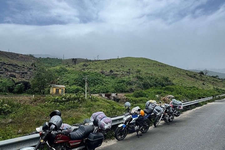 Easy Rider Motor Tour via Hai Van Pass vanuit DaNang/HoiAn/Hue