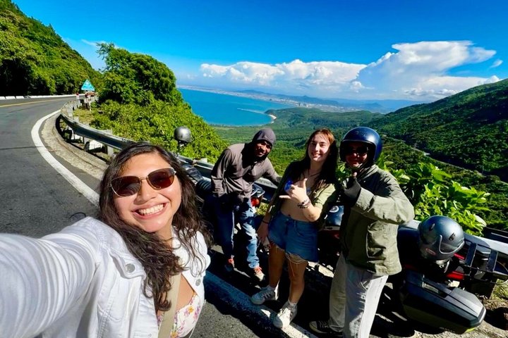 Easy Rider Motor Tour via Hai Van Pass vanuit DaNang/HoiAn/Hue