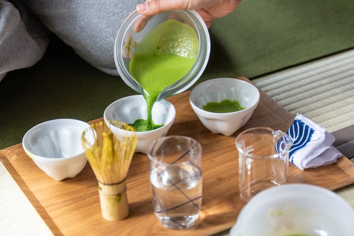 Cérémonie de dégustation et de thé Uji Matcha avec l'ancien Geiko + Uji Walk