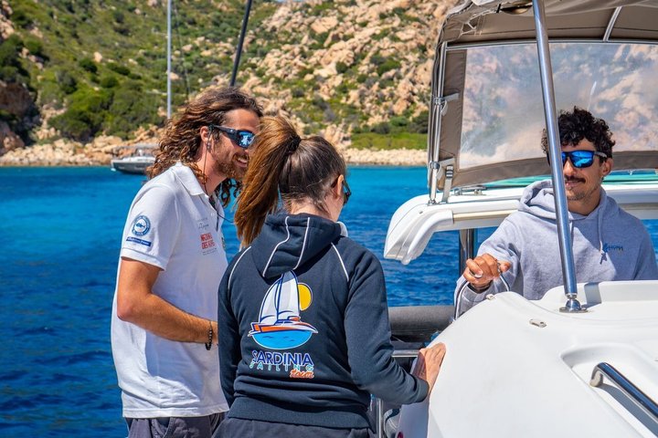 Catamaranexcursie naar de Maddalena-archipel vanuit Porto Cervo - Luxe 4