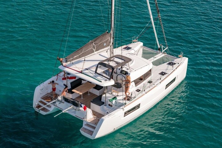 Catamaranexcursie naar de Maddalena-archipel vanuit Porto Cervo - Luxe 4