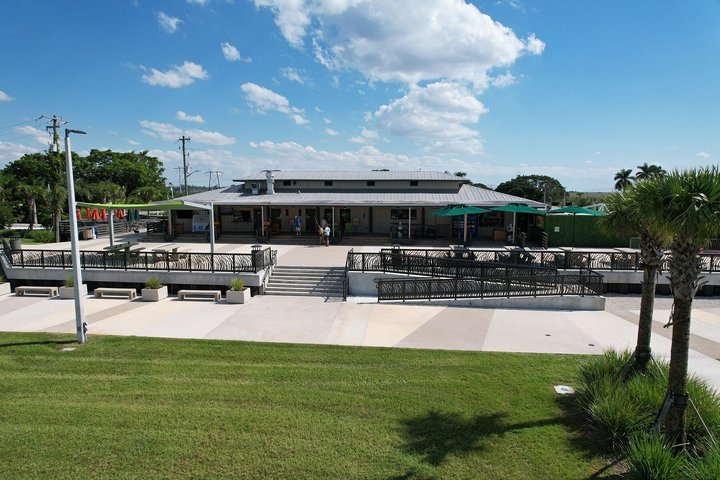 Everglades VIP Airboat Tour med transport inkludert