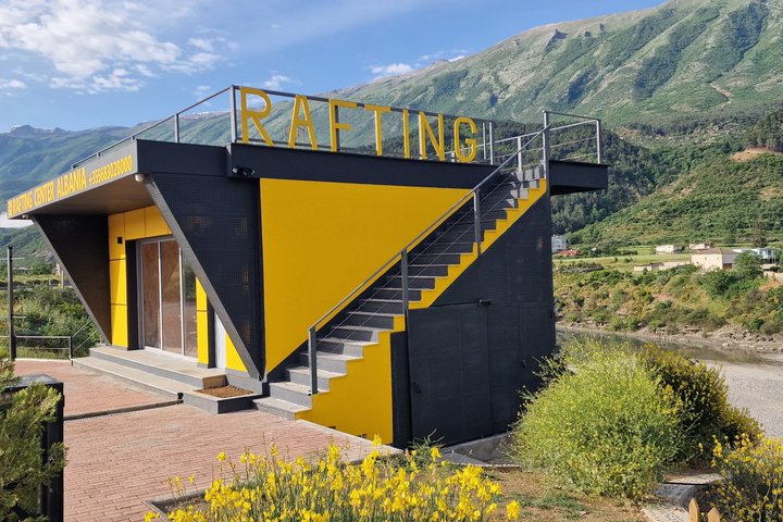 Famiglia Rafting Fiume Vjosa a Permet Albania