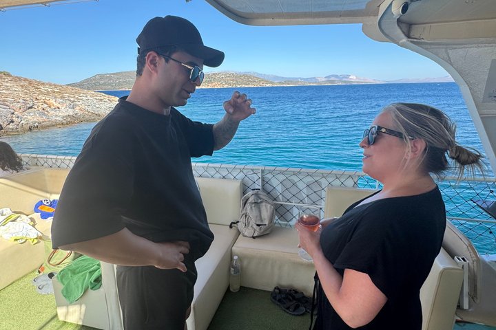 Cesme Boat Tour Cruzeiro nas Baías Escondidas com Paradas de Natação