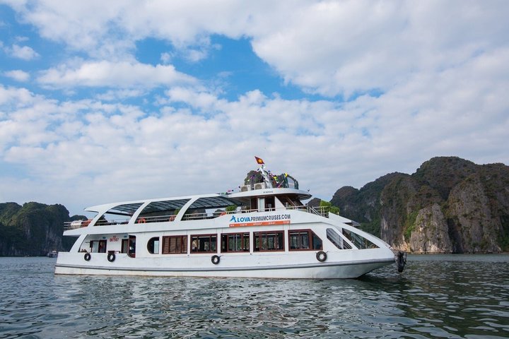 DELUXE Halong Bay Tagestour von Hanoi, täglich betrieben 2026 - 2027