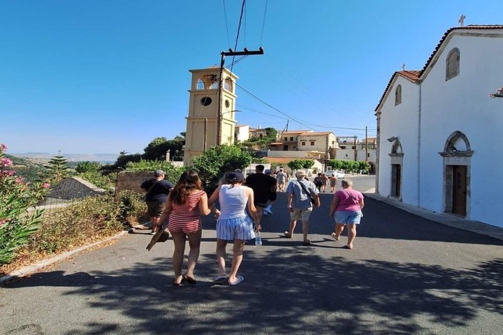 Tour de un día por la ciudad de La Canea - Lago Kournas