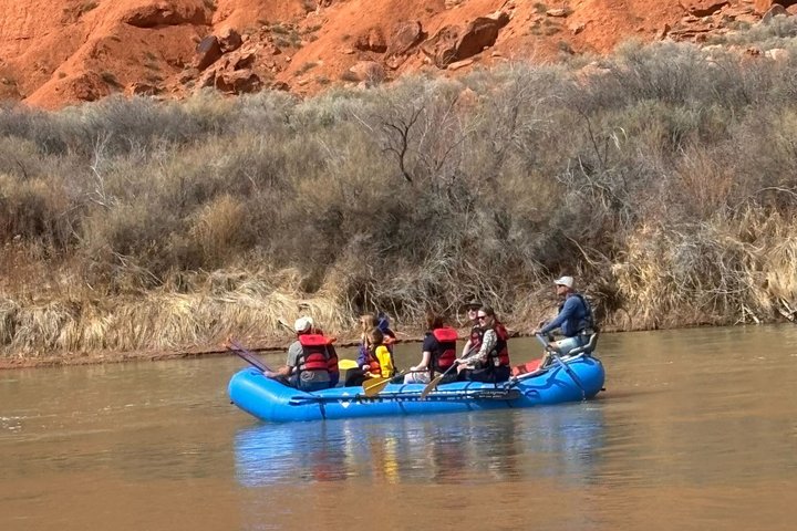 Moab Rivertrippers Escursione di rafting di mezza giornata sul fiume Colorado ~ DIVERTIMENTO!