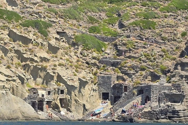 Odyssey: Private Bootstour nach Lipari, optionaler Ausflug nach Salina (4–8 Stunden)