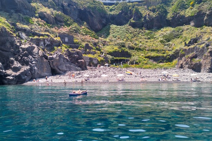 Odyssey: Private Bootstour nach Lipari, optionaler Ausflug nach Salina (4–8 Stunden)