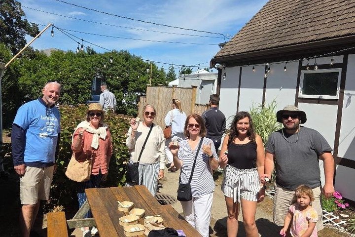 Hoteller i nærheden af Chatham Bites and Sights Walking Guided Food Tasting Tour