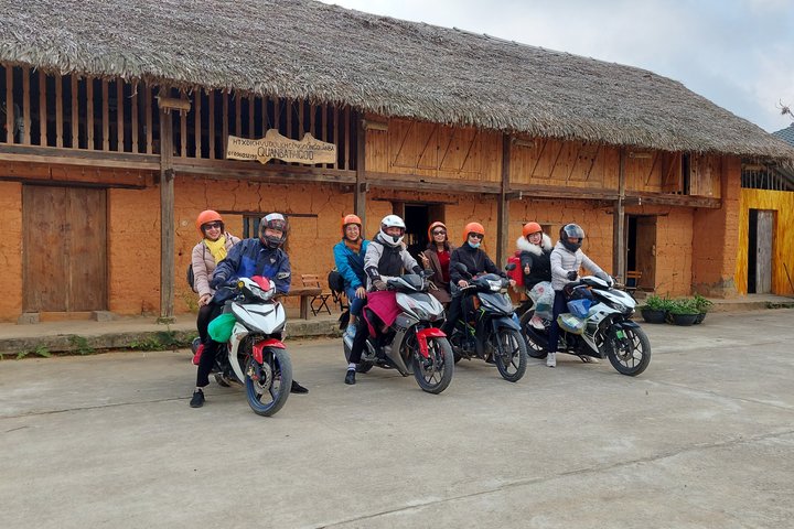 Ha Giang Heritage Motorbike Loop 3D – Cultura e Cozinha Vietnâmica