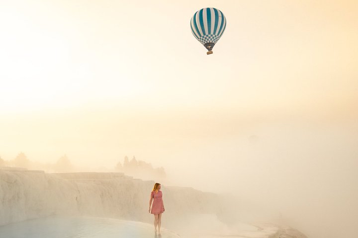 Desde Antalya Pamukkale Vuelo en globo aerostático con almuerzo