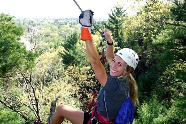 Hoteller i nærheden af Chimney Rock Park Zipline Adventure