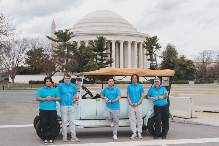 Tour privado a la luz de la luna por Washington D.C. en coche vintage de lujo